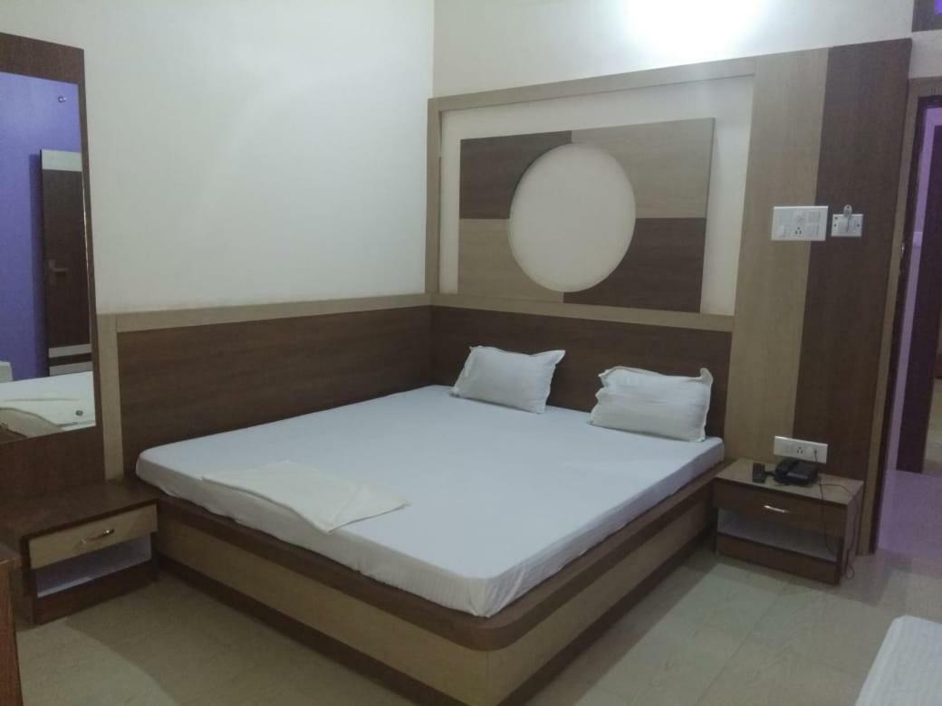 Hotel R K Residency Muzaffarpur Dış mekan fotoğraf