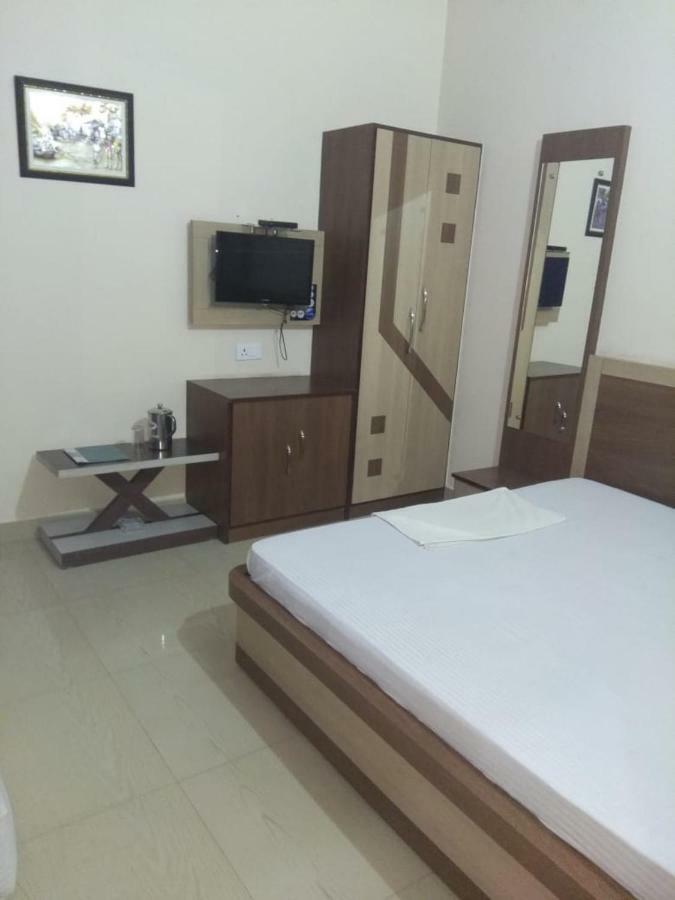 Hotel R K Residency Muzaffarpur Dış mekan fotoğraf